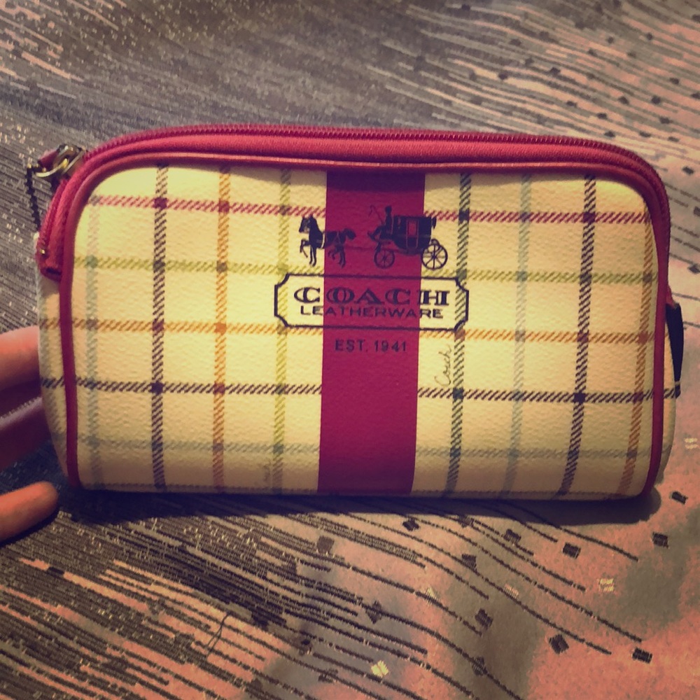 Coach Heritage Clutch